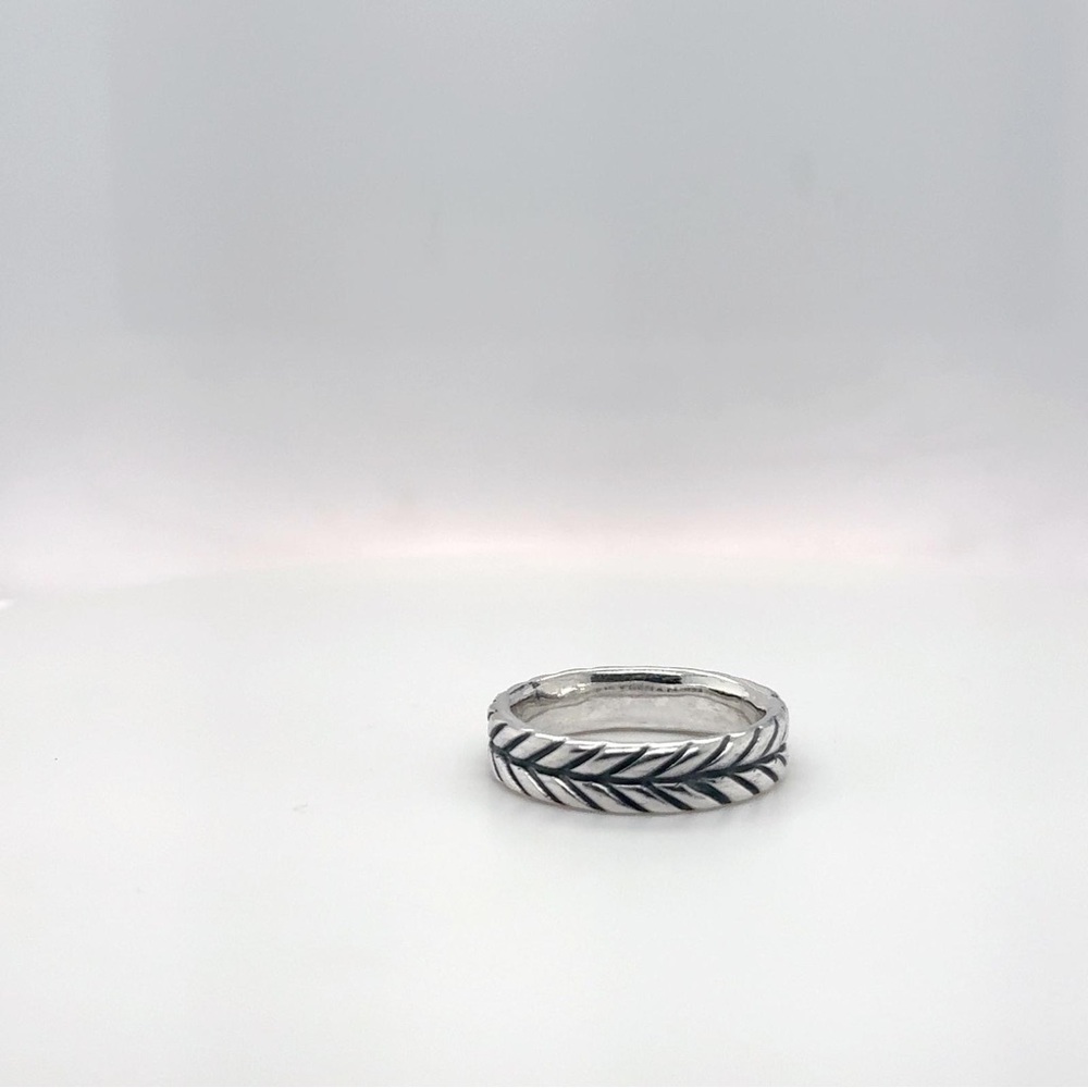 ✨David Yurman Chevron Ring |Size 8✨ - Picture 5 of 6